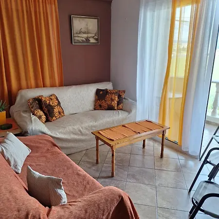 Elenas Apartment *