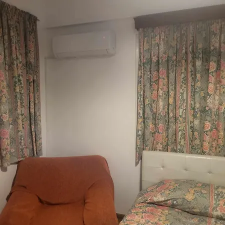 艾琳娜斯公寓 利马索尔