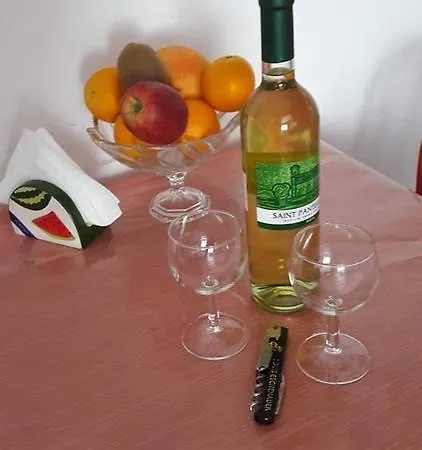 艾琳娜斯公寓 公寓 利马索尔